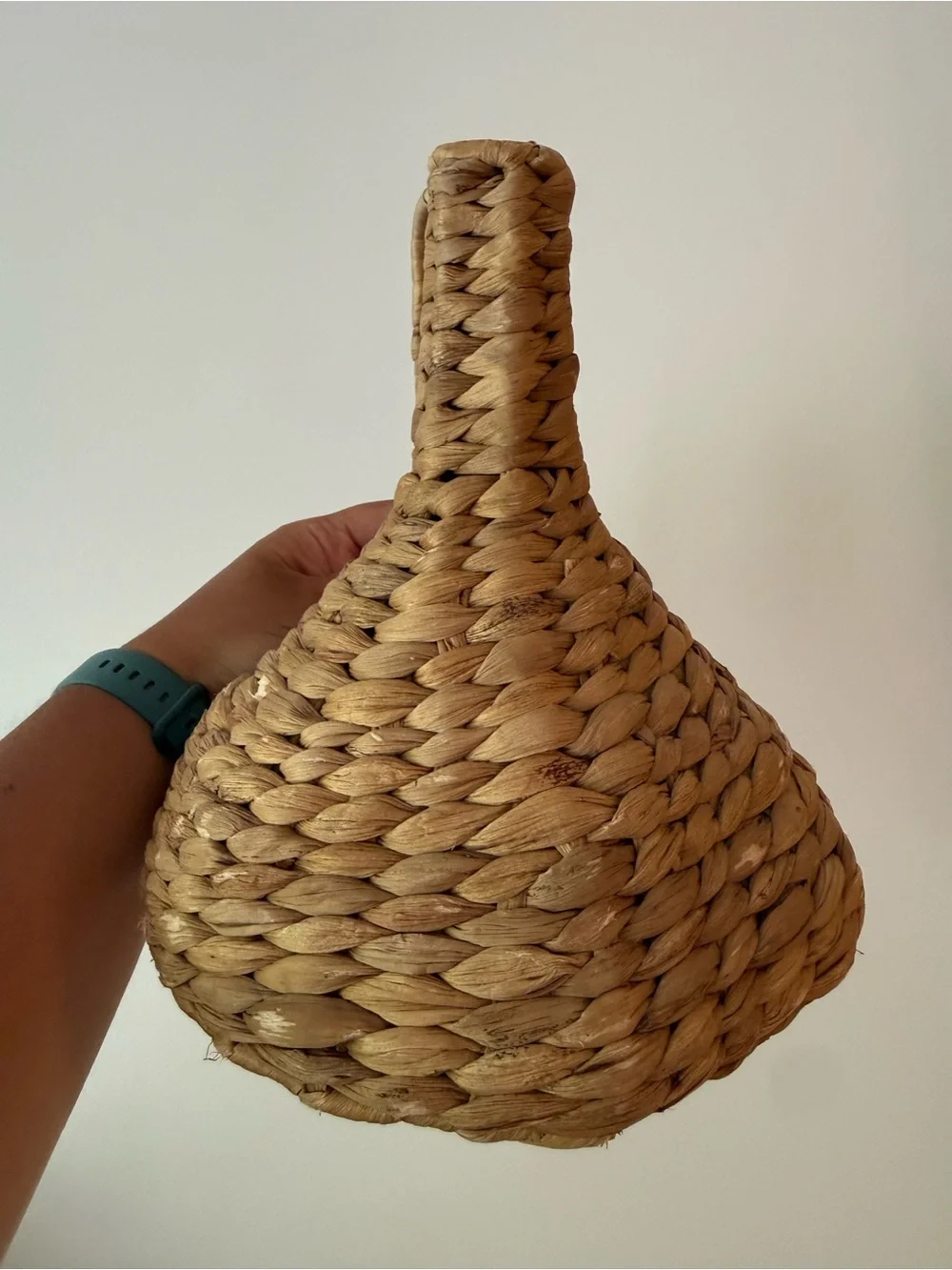 Woven Seagrass‎ basket decor